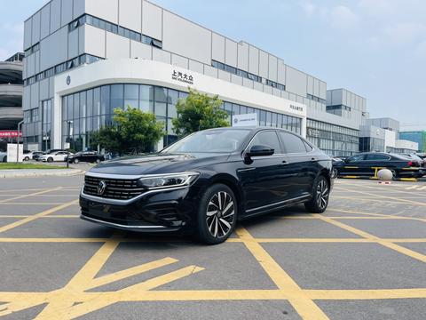 Volkswagen Passat 2022
