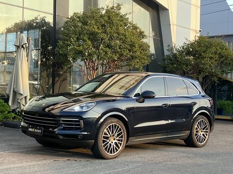 Porsche Cayenne 2022
