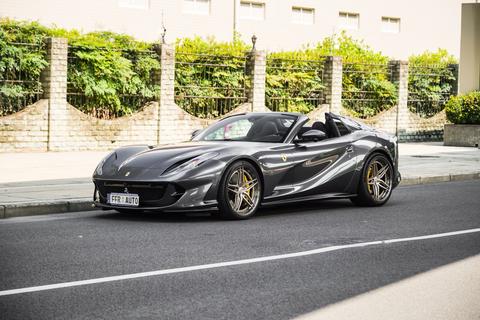 Ferrari 812 Superfast 2020