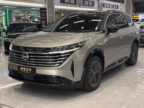 Nissan Pathfinder 2024