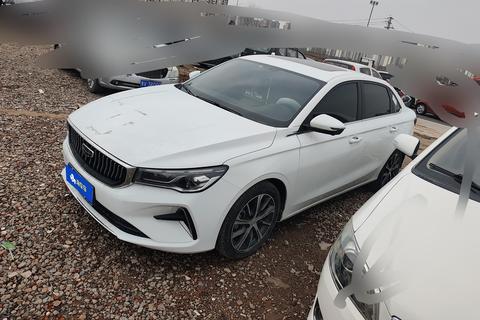 Geely Emgrand 2022