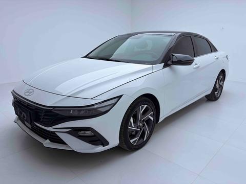 Hyundai Elantra 2023