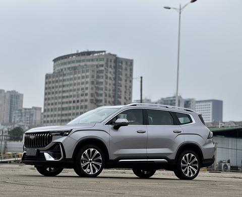 Geely Okavango L 2026
