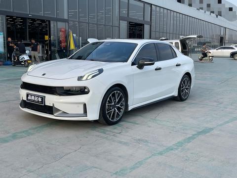 Lynk & Co 03 2022