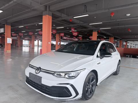Volkswagen Golf 2021