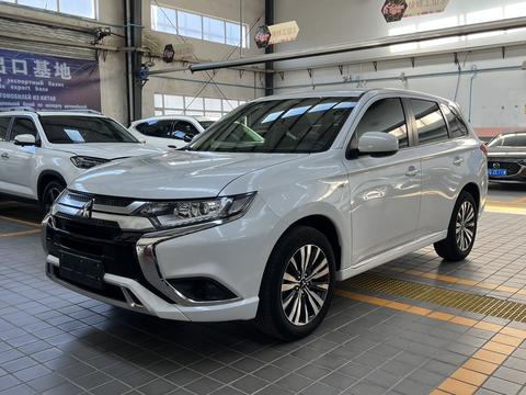 Mitsubishi Outlander 2021
