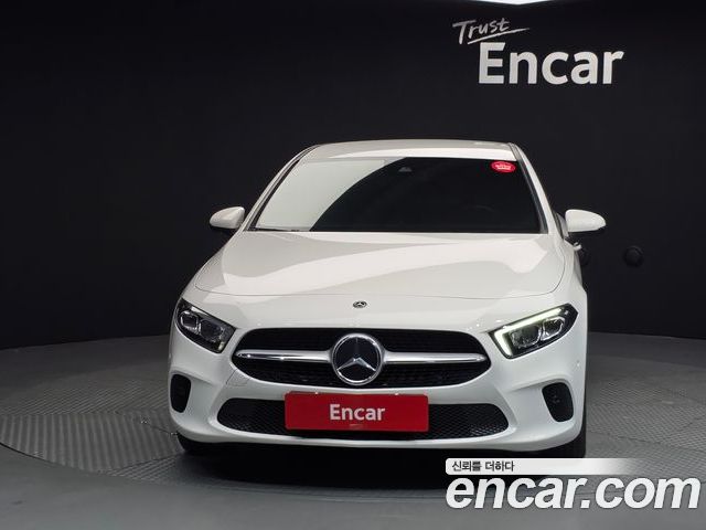Mercedes-Benz A-Class 2022 — фото 3