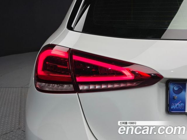 Mercedes-Benz A-Class 2022 — фото 9