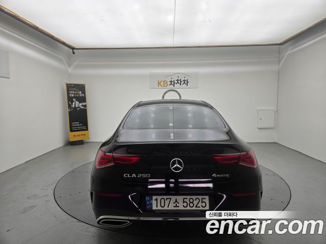 Mercedes-Benz CLA 2023 — фото 4