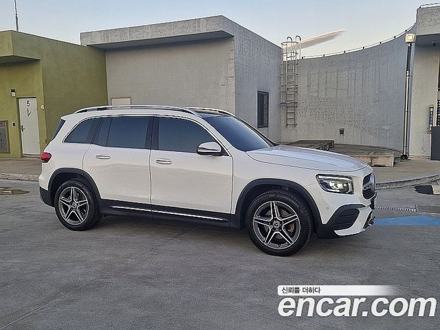 Mercedes-Benz GLB 2022 — фото 3