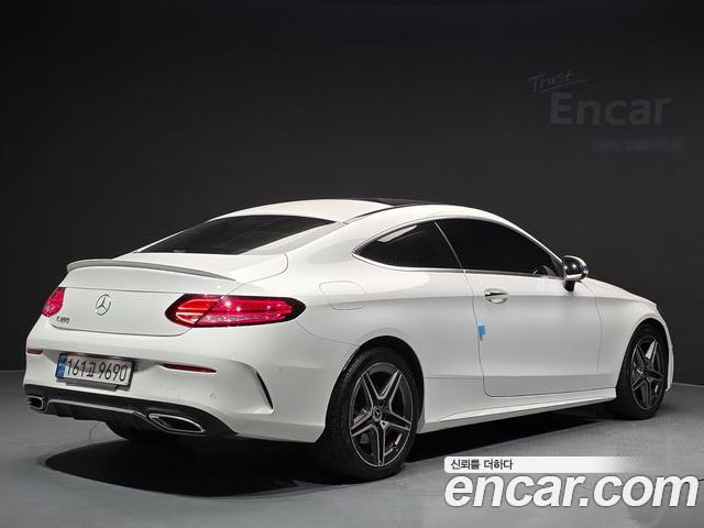 Mercedes-Benz C-Class 2022 — фото 2