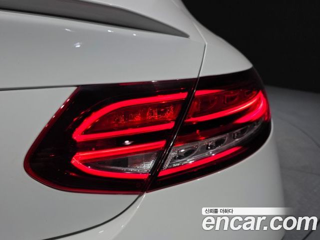 Mercedes-Benz C-Class 2022 — фото 9