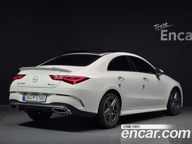 Mercedes-Benz CLA 2024 — фото 2