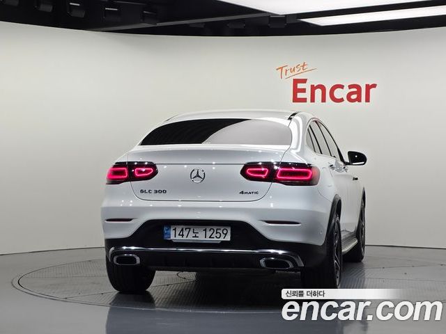 Mercedes-Benz GLC 2023 — фото 4