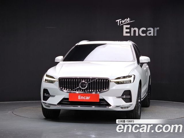 Volvo XC60 2023 — фото 3