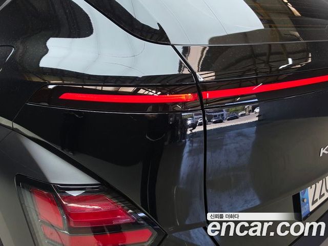 Hyundai Kona 2023 — фото 9