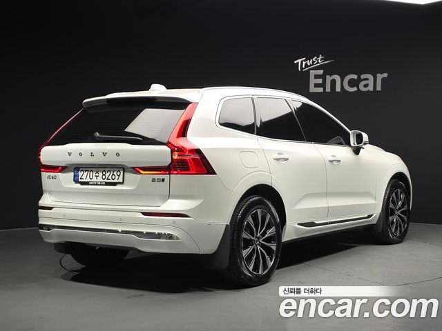Volvo XC60 2025 — фото 2