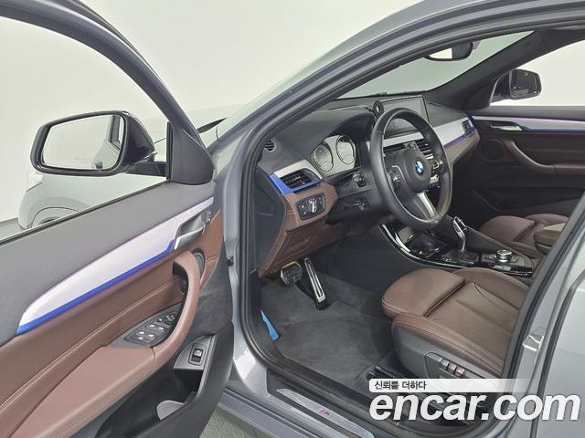 BMW X2 2023 — фото 10