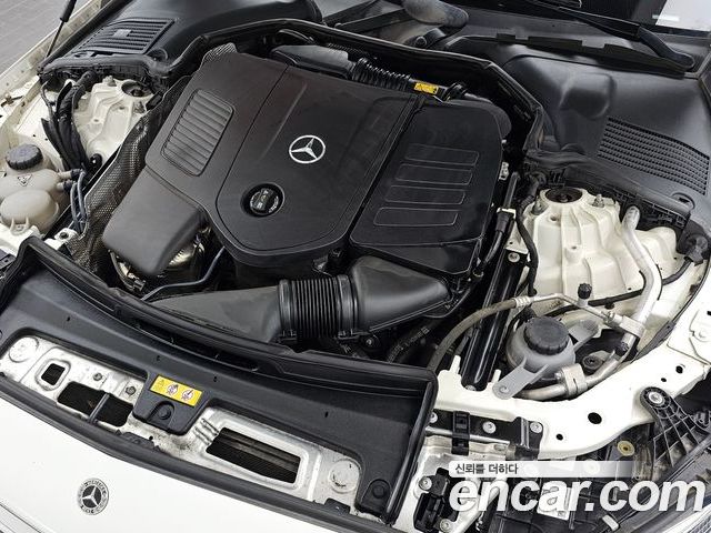 Mercedes-Benz C-Class 2022 — фото 6