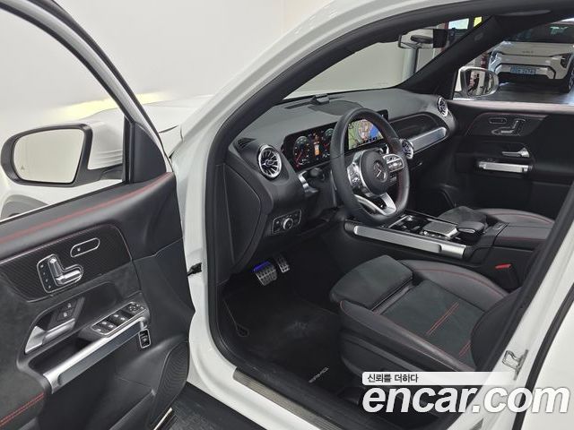 Mercedes-Benz GLB 2023 — фото 10