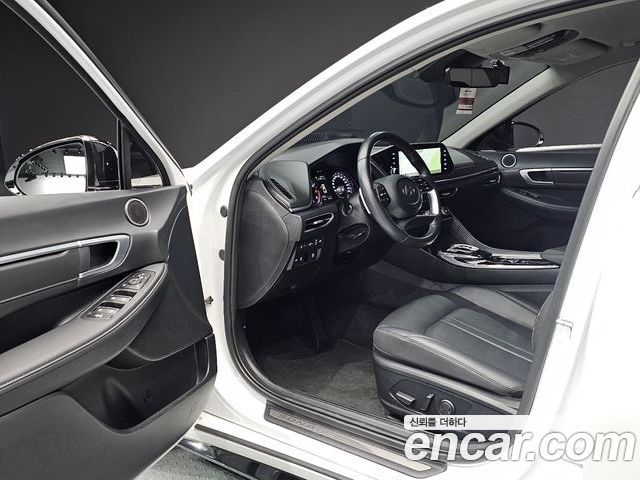 Hyundai Sonata 2022 — фото 10
