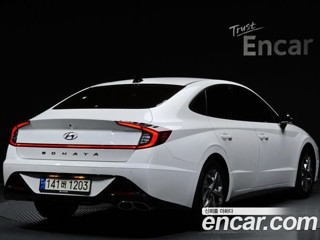 Hyundai Sonata 2022 — фото 2