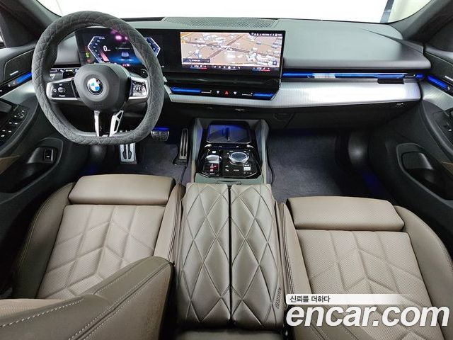 BMW 5 Series 2024 — фото 10
