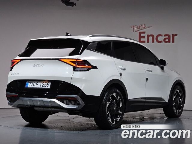 Kia Sportage 2022 — фото 2