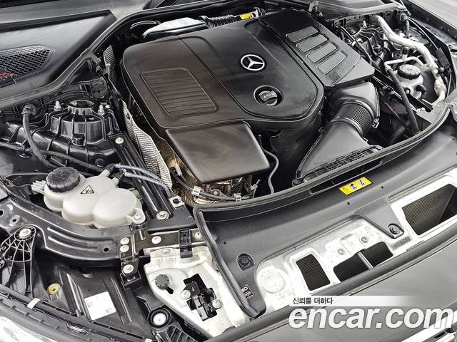 Mercedes-Benz E-Class 2024 — фото 6