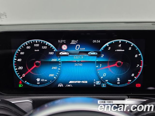 Mercedes-Benz GLB 2023 — фото 8