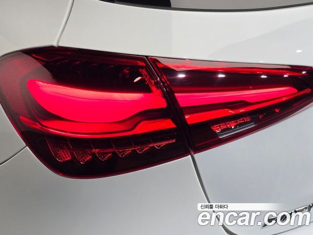 Mercedes-Benz A-Class 2025 — фото 9