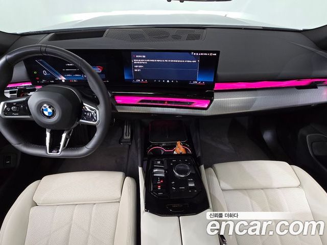 BMW 5 Series 2025 — фото 10