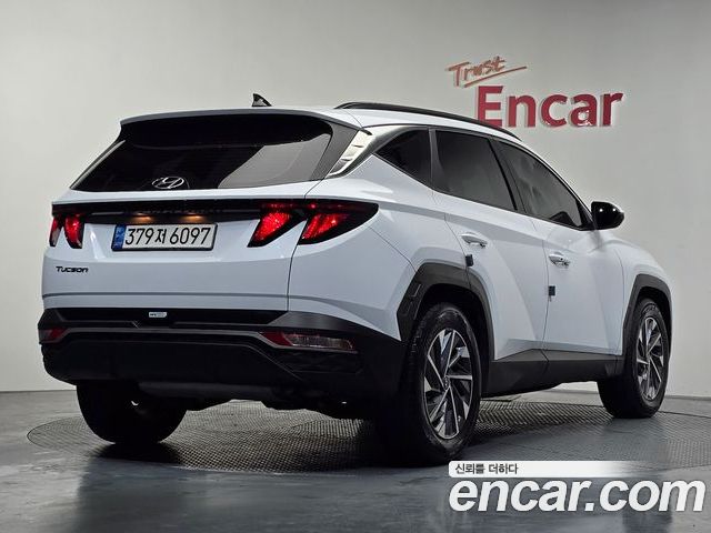 Hyundai Tucson 2022 — фото 2
