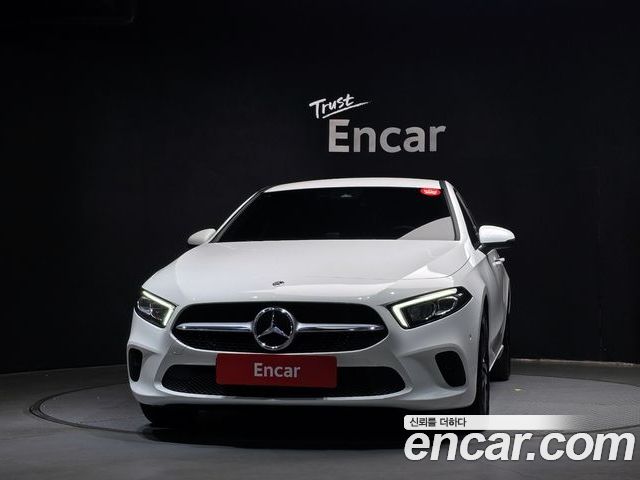 Mercedes-Benz A-Class 2022 — фото 3
