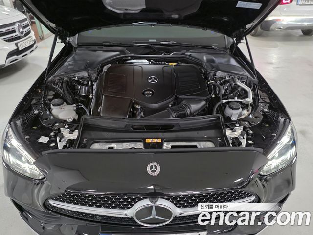 Mercedes-Benz C-Class 2023 — фото 6
