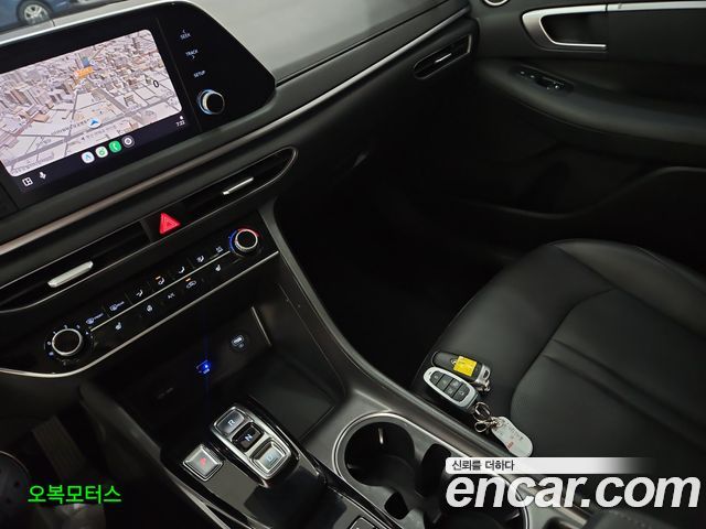 Hyundai Sonata 2023 — фото 10