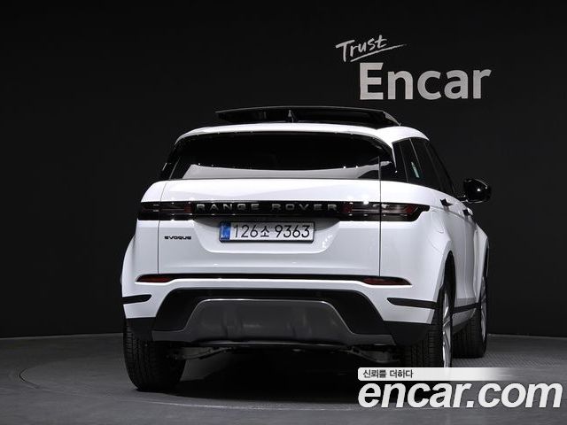 Land Rover Range Rover Evoque 2026 — фото 4