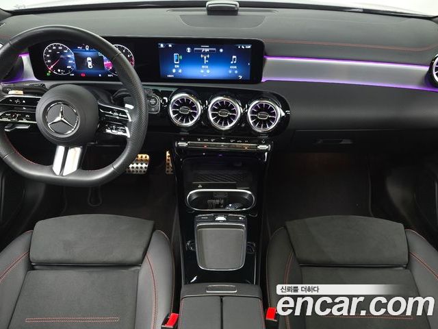 Mercedes-Benz CLA 2024 — фото 10