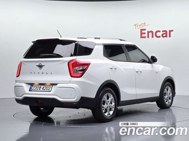 SsangYong Tivoli 2023 — фото 2