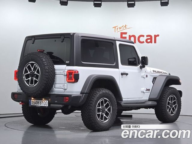 Jeep Wrangler 2025 — фото 2
