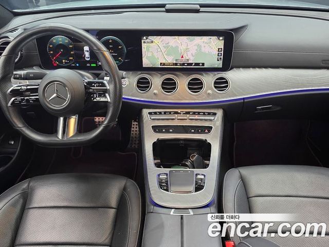 Mercedes-Benz E-Class 2022 — фото 10