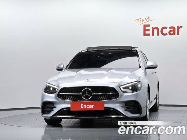 Mercedes-Benz E-Class 2022 — фото 3