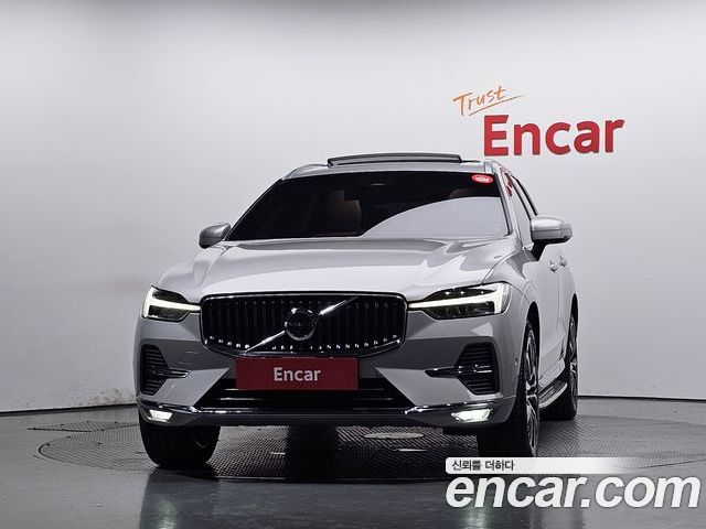 Volvo XC60 2023 — фото 3