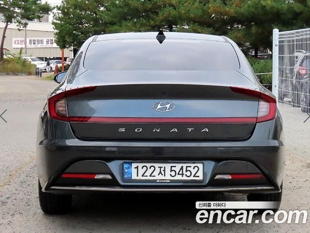 Hyundai Sonata 2022 — фото 4
