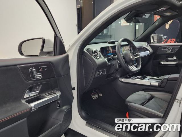 Mercedes-Benz GLB 2025 — фото 10
