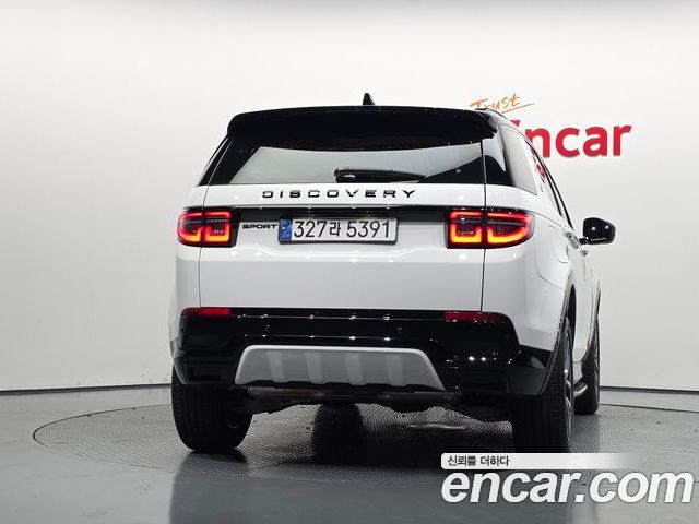 Land Rover Discovery Sport 2024 — фото 4