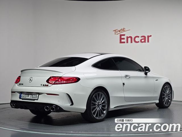 Mercedes-Benz C-Class 2023 — фото 2