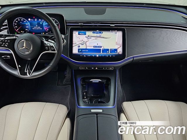 Mercedes-Benz E-Class 2025 — фото 10