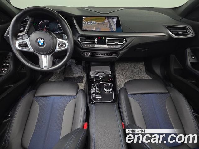 BMW 1 Series 2023 — фото 10