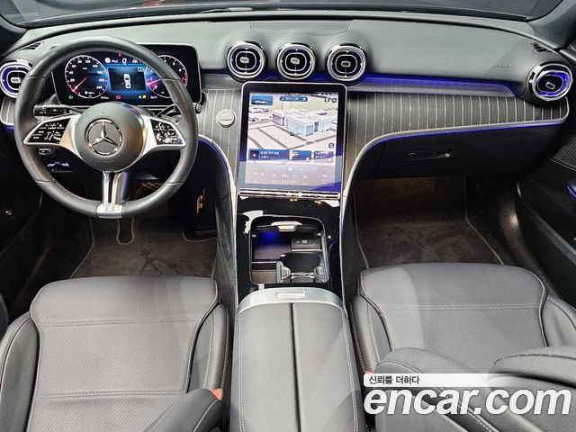 Mercedes-Benz C-Class 2023 — фото 10